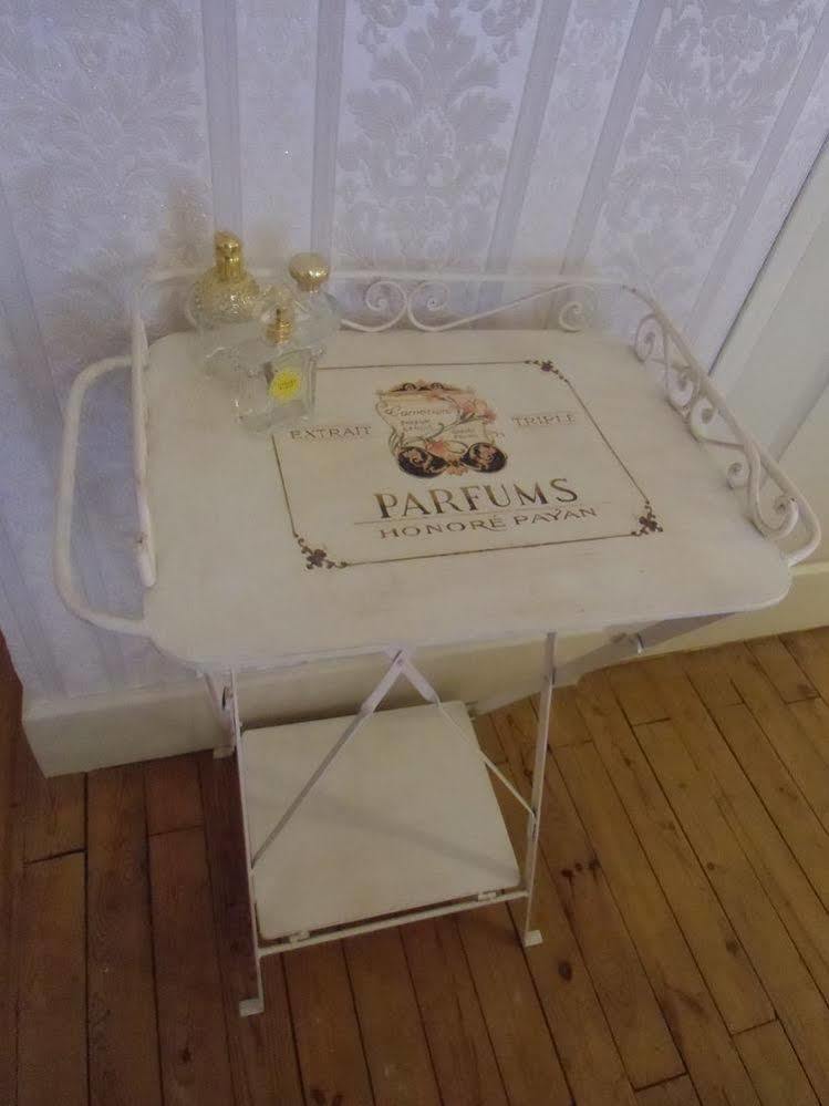 Hotel De La Providence Égliseneuve-dʼEntraigues Екстериор снимка